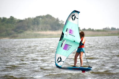 H2 Windsurfing